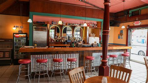 the velveteen salida|velveteen lounge and restaurant.